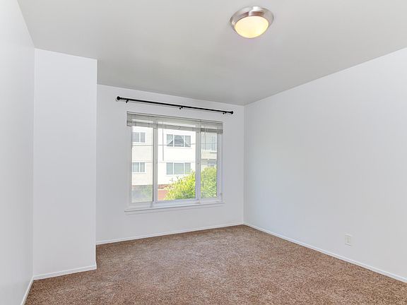 4th image of 2899 Jackson St APT 3