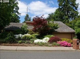 6335 SW Dolph Dr, Portland, OR 97219