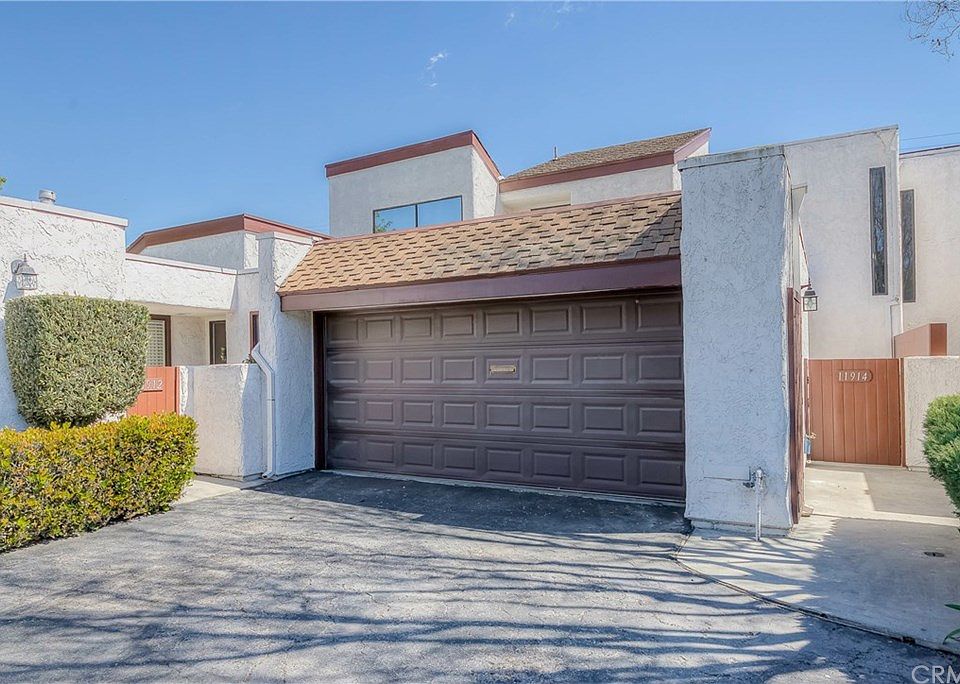 1st image of 11914 Heritage Cir