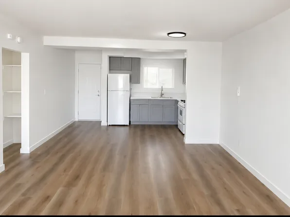143 W Guinida Ln #11, Anaheim, CA 92805