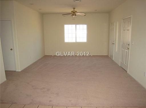 5th image of 1023 W Adams Ave