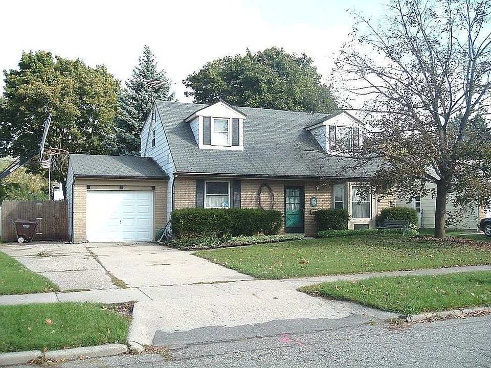 1st image of 2420 Darby Dr