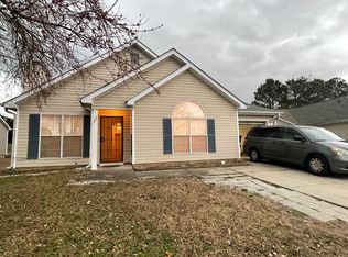 389 Eagles Crossing Cir, Riverdale, GA 30274