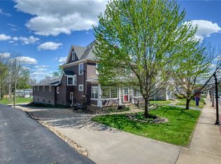 832 S Main St, North Canton, OH 44720
