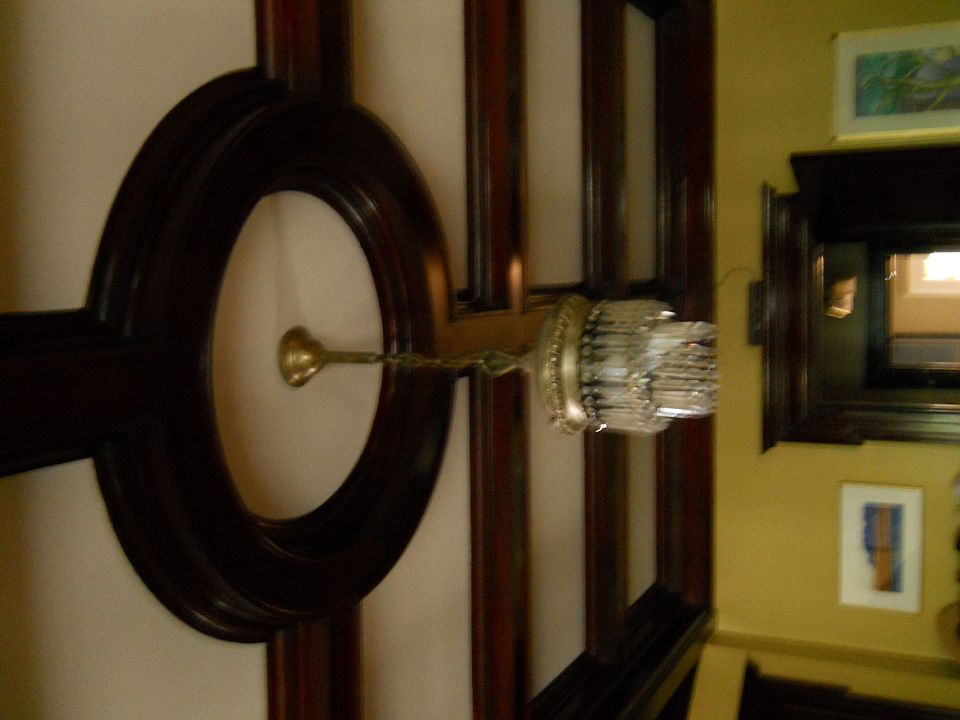 ceiling in entry foyer