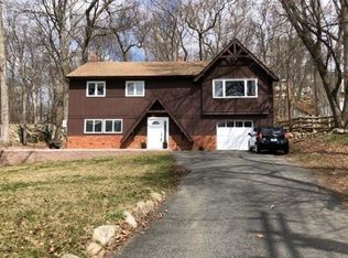 43 Ithanell Rd, Hopatcong, NJ 07843