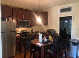 18 Hull St #301A, Boston, MA 02113