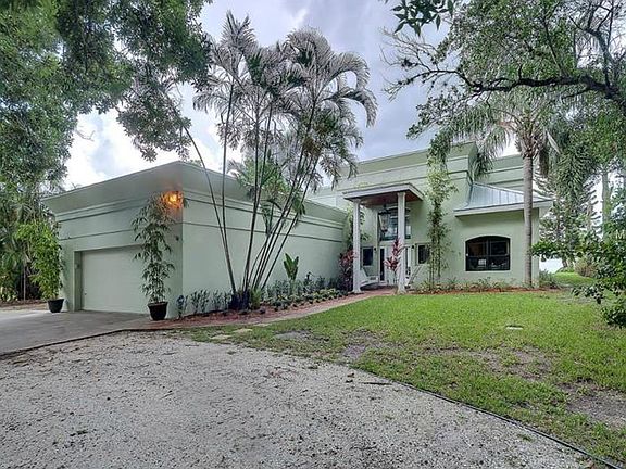 4th image of 5240 Riverview Blvd