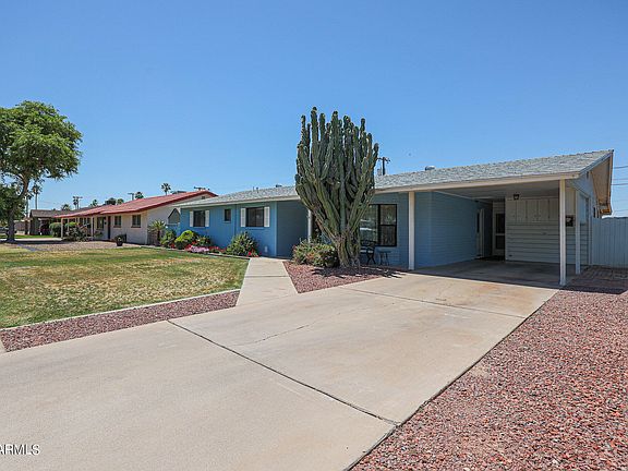 3rd image of 836 N Los Olivos Drive