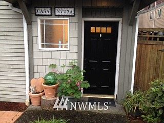 4th image of 727 A N 95th Street