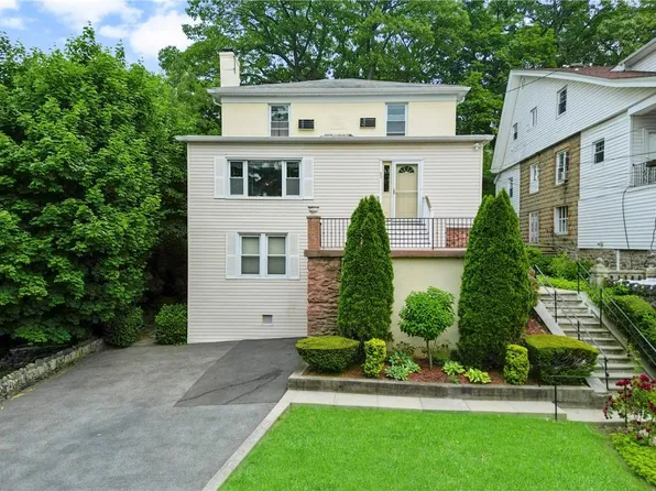 42 Ridge Drive, Yonkers, NY 10705