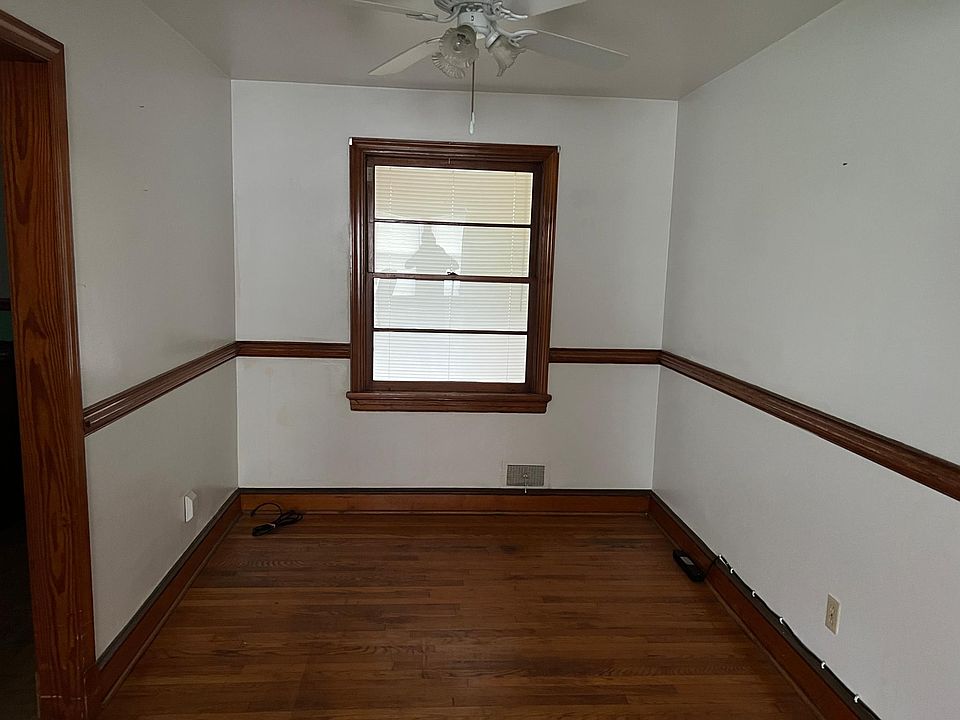 2nd image of 11B Beauregard Ave #11B