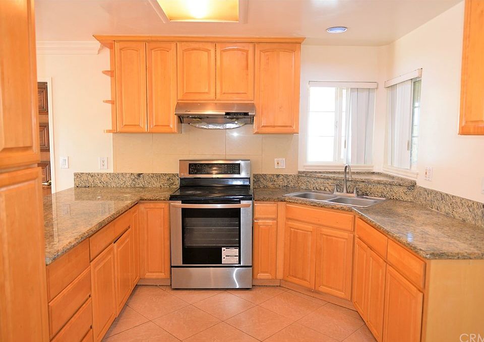 1st image of 15891 King Cir