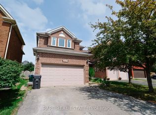 2541 Scarth Ct, Mississauga, ON L5M 5L2