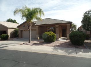 17547 N Thornberry Dr, Surprise, AZ 85374