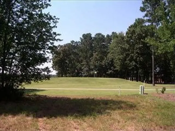 135 Sugar Maple Ct, Wallace, NC 28466