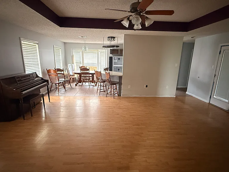 143 Richland Dr — Photo 11