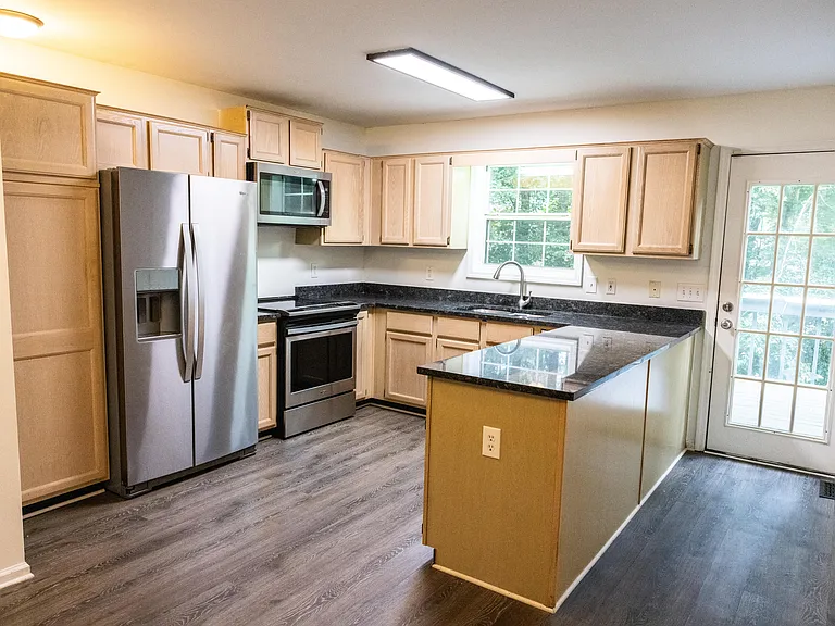 3270 Marine Rd — Photo 10
