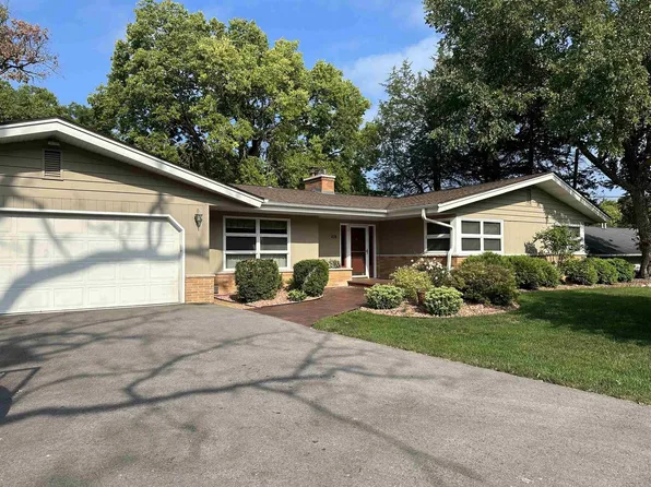 519 South Ferry Drive, Lake Mills, WI 53551