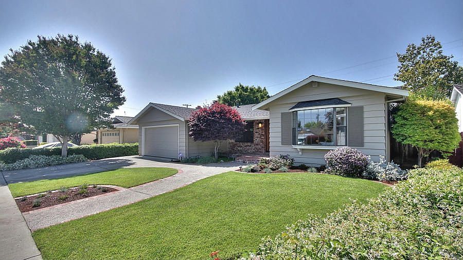1st image of 4468 Piper Dr