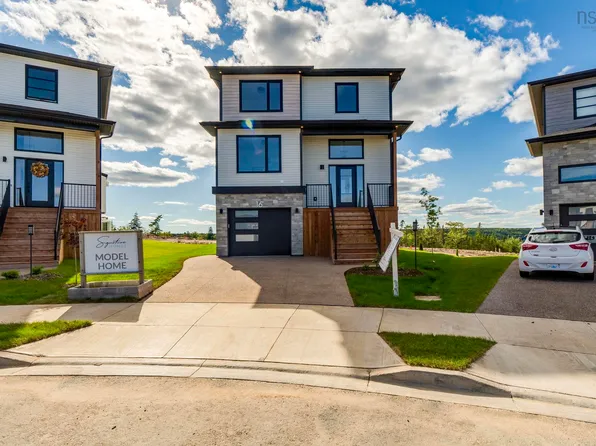 16 Wanders Way, Timberlea, NS B3T 0K9