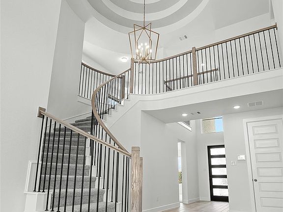 2nd image of 5602 Sandcastle Ridge Dr