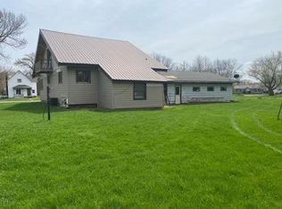 307 N Deaver Ave, Jeffers, MN 56145