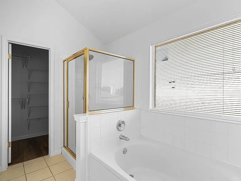 2305 Boulder Run — Photo 29