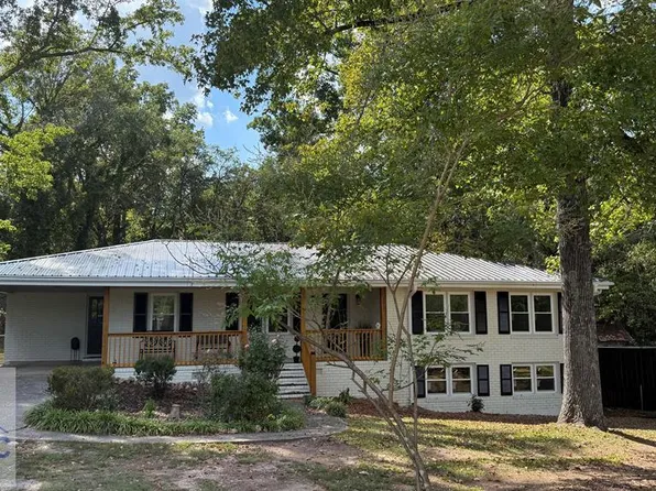 110 Robins Dr NE, Milledgeville, GA 31061