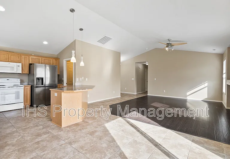 1701 W 30th Ave — Photo 19