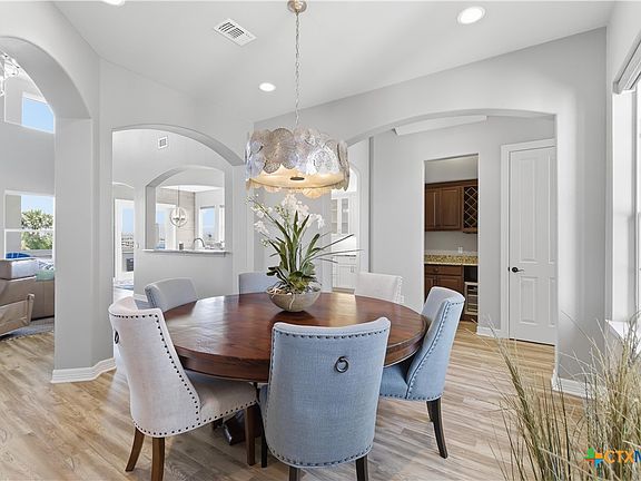 4th image of 559 W Lago Loop Rd