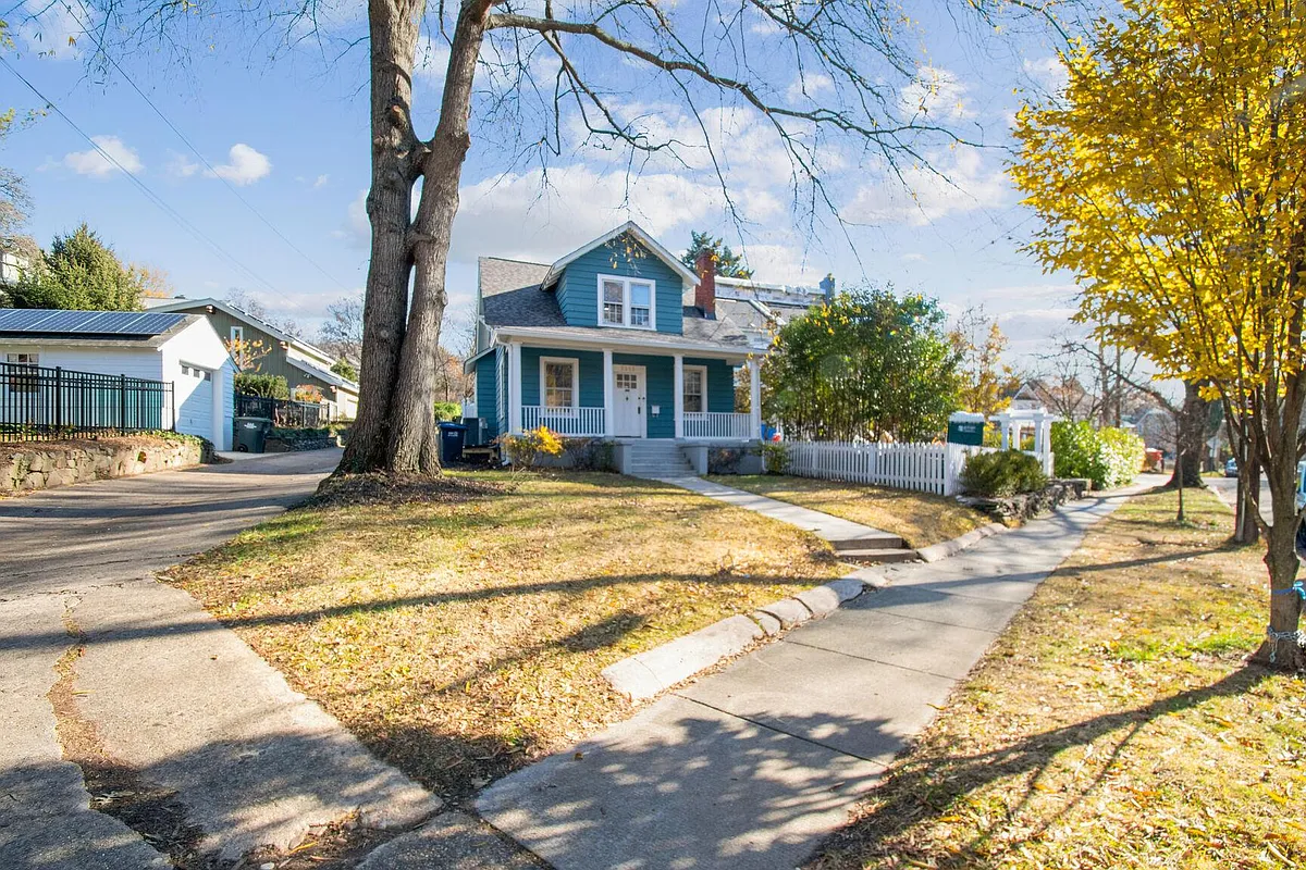 Charming house located close to Lafayette School - 5815 Nevada Ave NW