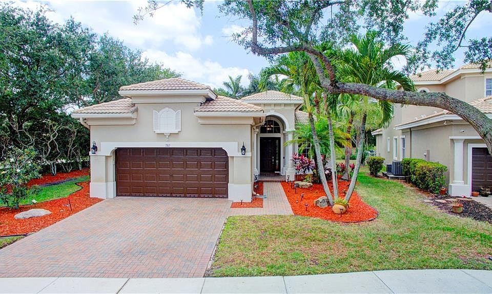 1st image of 7163 NW 116th Way