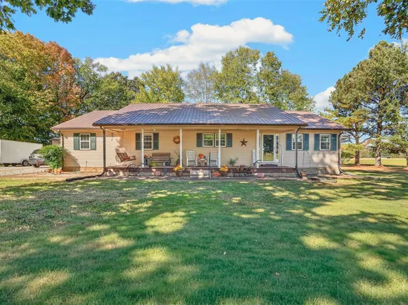 1117 Iron Mountain Rd, Lewisburg, KY 42256