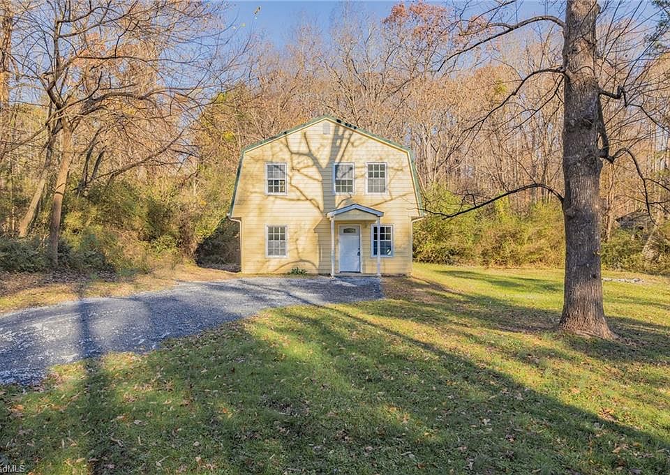 1st image of 311 Valley Rd