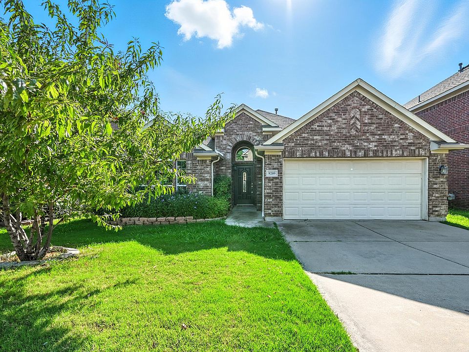 1st image of 9209 Friendswood Dr