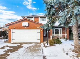 4207 Shale Oak Ct, Mississauga, ON L4W2W7