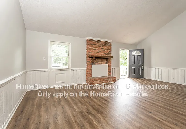 3095 Buchanan St — Photo 2