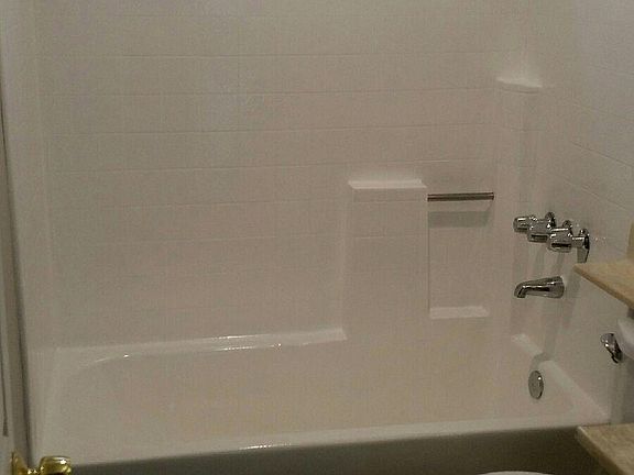 2nd image of 15916 Vanowen St APT 109