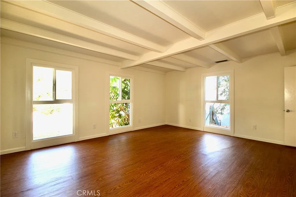 2 bed, 1120 sqft, $2,995 — Photo 4