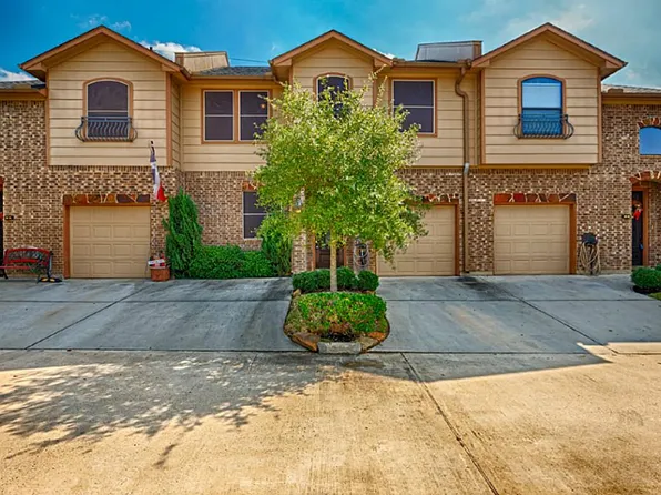 1898 Longmire Rd Unit 8, Conroe, TX 77304