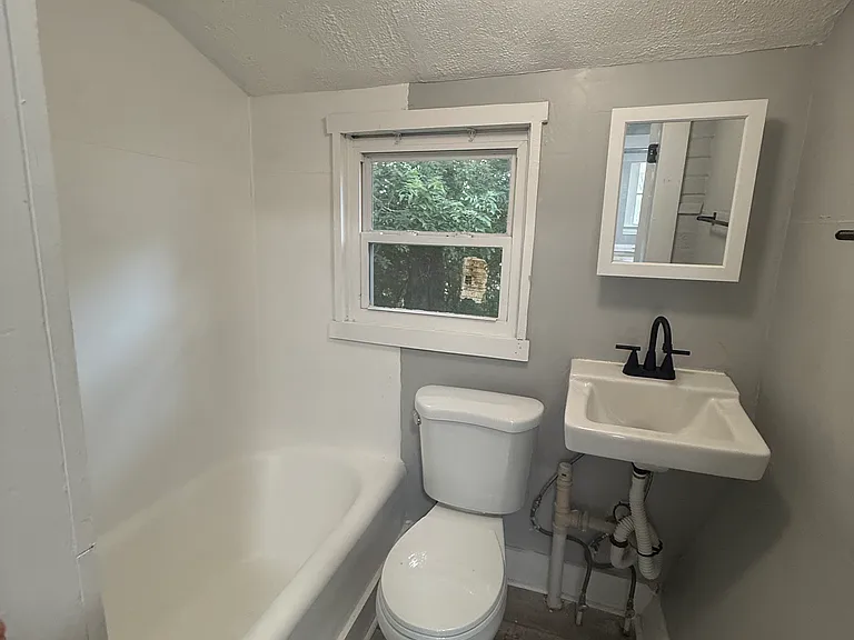 626-628 Rubsam St #626-628 — Photo 16