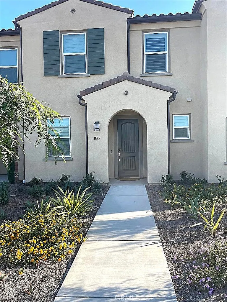 Building Photo - 187 Capistrano Dr #187