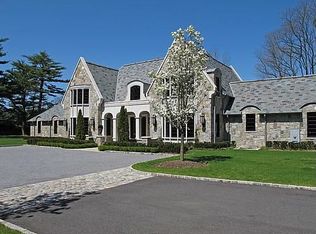 145 Jericho Tpke, Old Westbury, NY 11568