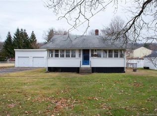 296 Cooke St, Plainville, CT 06062