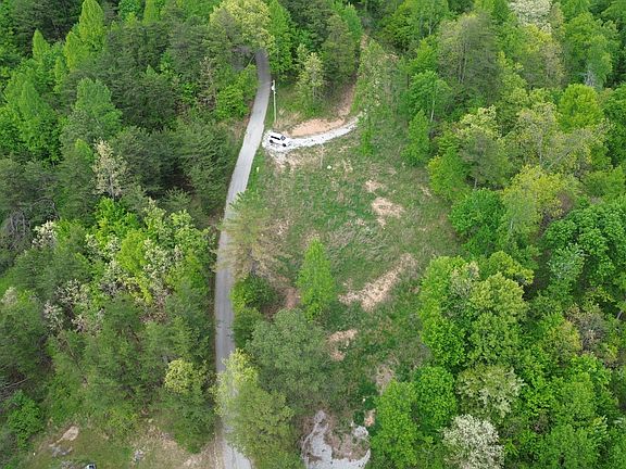 5th image of 245 McConnell Branch Rd