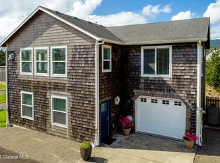 940 Fairway Ct, Manzanita, OR 97130
