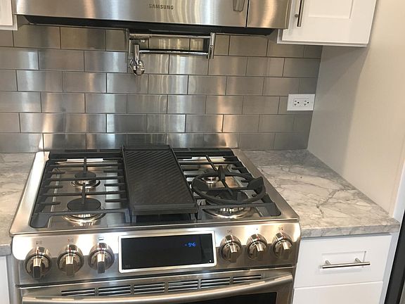5th image of 4345 S Langley Ave #1