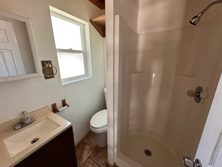 25065 Laurel Dr #4 — Photo 9