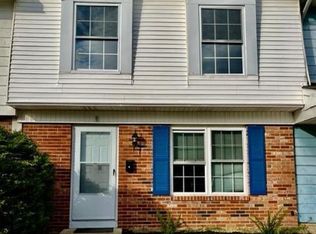 3 Marcia Ct, Sicklerville, NJ 08081